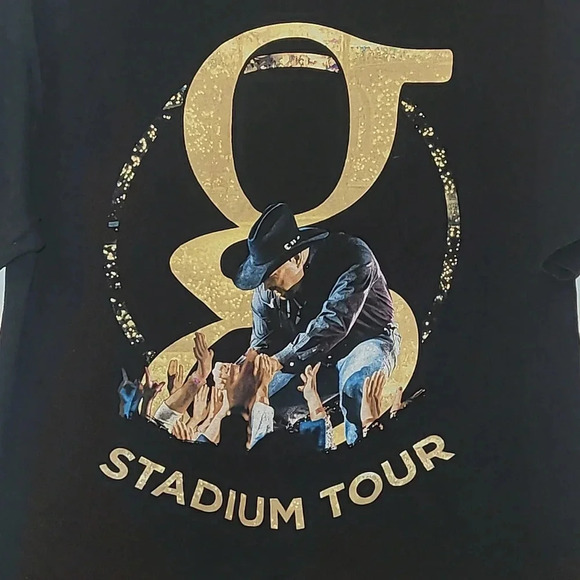 Garth Brooks Stadium Tour Men's Large short sleeve tee shirt black w/Gold LOT A3 - Picture 2 of 5